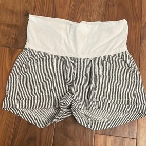 Maternity linen blend rollover shorts